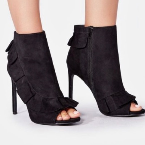 New Women’s Booties - Picture 1 of 7